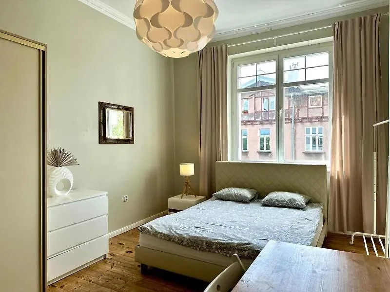 Apartament Pokoje 100 Metrow Do Monte Cassino Sopot