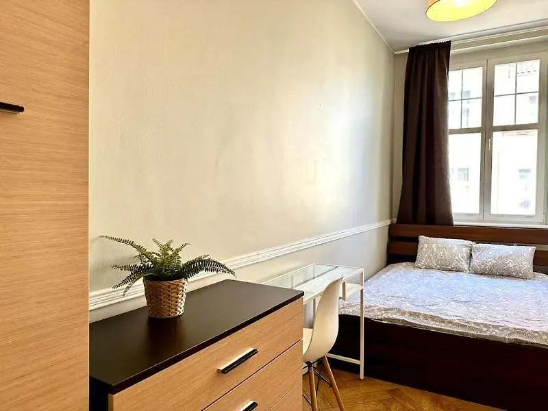 Apartament Pokoje 100 Metrow Do Monte Cassino Sopot Polska