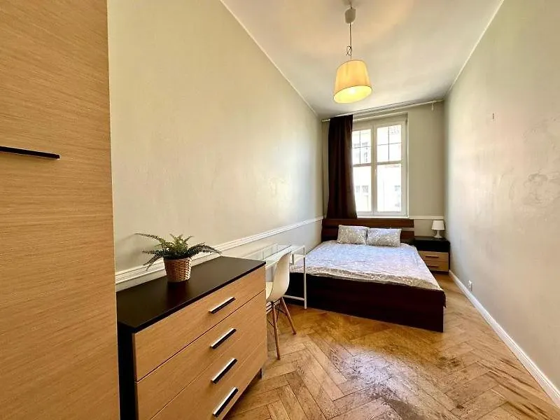 Apartament Pokoje 100 Metrow Do Monte Cassino Sopot